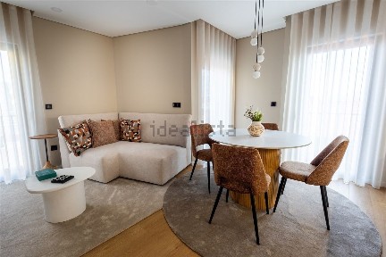 Apartamento T1 à venda na Rua Humberto Delgado, 246