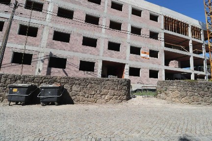 Apartamento T3 à venda em Celeirós