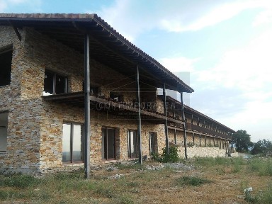 Espaço comercial à venda em Mirandela