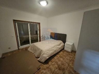 Apartamento T3 à venda em Azurém