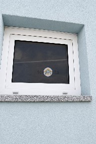 Moradia independente à venda na Rua da África s/n