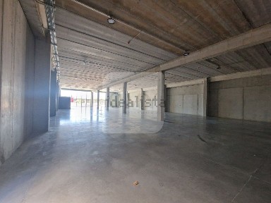 Arrendamento de espaço comercial na Rua do Forno