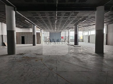 Arrendamento de armazém em Constantim e Vale de Nogueiras