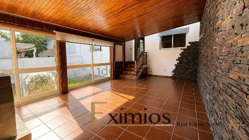Apartamento T2 à venda em Galegos (Santa Maria)