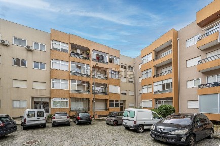 Apartamento T3 à venda na Travessa do Cruzeiro, 4