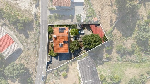 Casa ou moradia à venda em Santo Tirso - Couto - Burgães