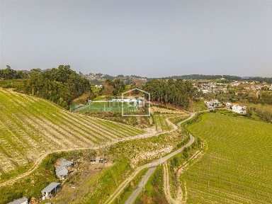 Moradia independente à venda em Castelões