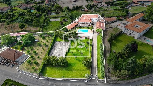 Quinta à venda em Nevogilde