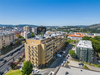 Apartamento T3 à venda em Maximinos - Sé - Cividade