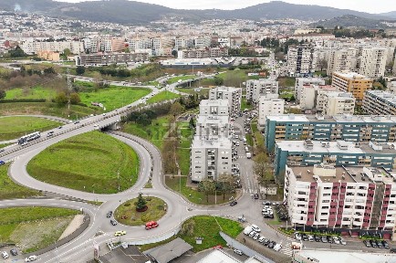 Apartamento T2 à venda na Rua Cónego Luciano Afonso dos Santos, 5