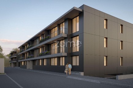 Apartamento T2 à venda na Rua Padre Domingos Joaquim Pereira, 163