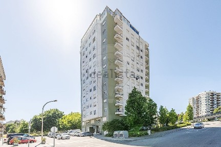 Apartamento T2 à venda na Rua de Abraão