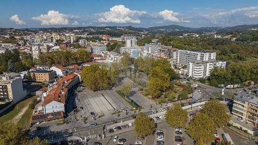 Antas e Abade de Vermoim, Avenida de França
