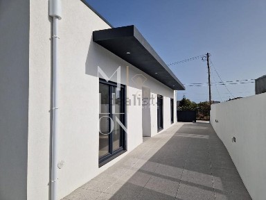 Moradia independente à venda em Gafanha da Encarnação