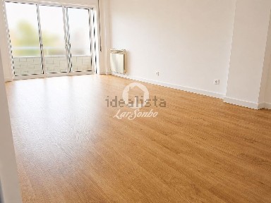 Apartamento T3 à venda em São Victor