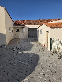 Moradia independente à venda na Rua Dom João Evangelista de Lima Vidal, 125
