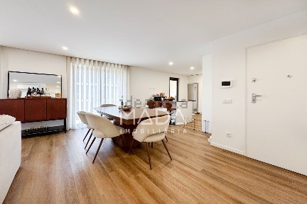 Apartamento T3 à venda em Real - Dume - Semelhe