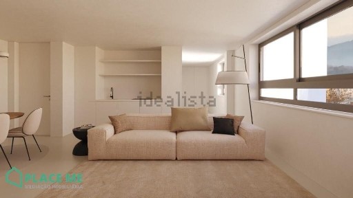 Apartamento T1 à venda na Rua Professor Machado Vilela, 110