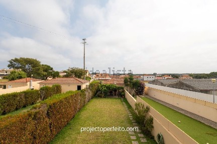 Moradia em banda à venda no Centro