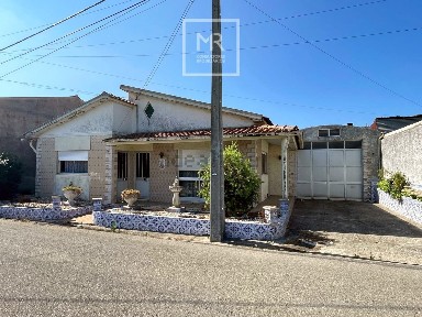 Moradia independente à venda em Palhaça