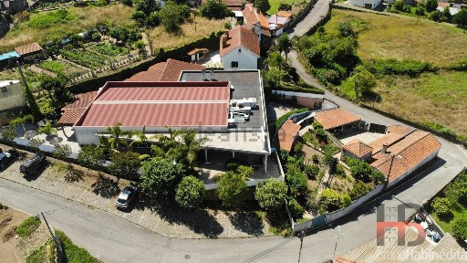 Moradia independente à venda em Mosteirô