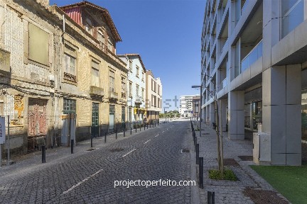 Moradia independente à venda em Espinho