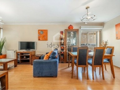 Apartamento T2 à venda na Calendário