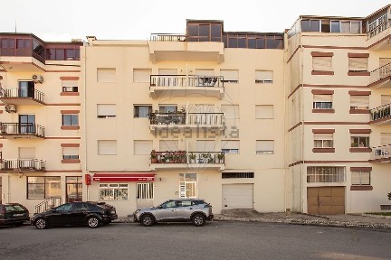 Apartamento T2 à venda na Rua do Espírito Santo