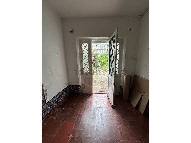 Moradia independente à venda na Foz