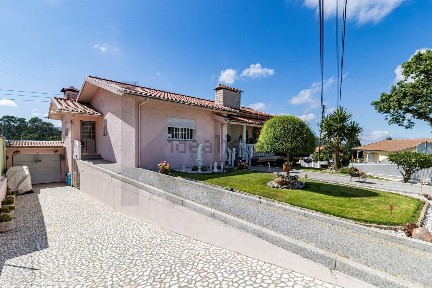 Casa ou moradia à venda em Escariz