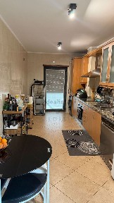 Apartamento T2 à venda na Rua Doutor Domingos da Silva Pereira