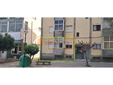 Apartamento T3 à venda na Avenida São Domingos, 39