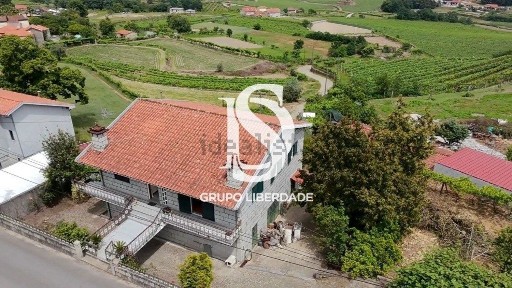 Moradia independente à venda em Valpedre