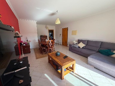 Apartamento T3 à venda na Rua Francisco Franco