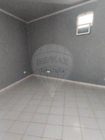 Apartamento T2 à venda no Largo Nossa Senhora do Rosário