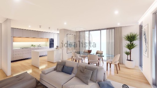 Apartamento T3 à venda na Rua da Fonte, 12
