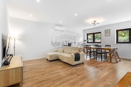 Apartamento T3 à venda na Avenida de Santa Ana