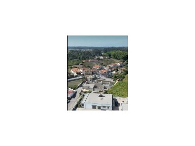 Moradia geminada à venda na Rua da Casa Alta