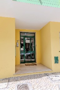 Apartamento T4 à venda na Rua Manuel Mafra, 33