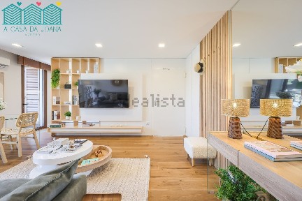 Duplex à venda na Rua de Norton de Matos s/n