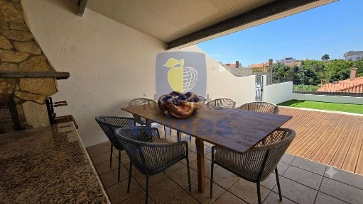 Apartamento T3 à venda na Rua de Santo António