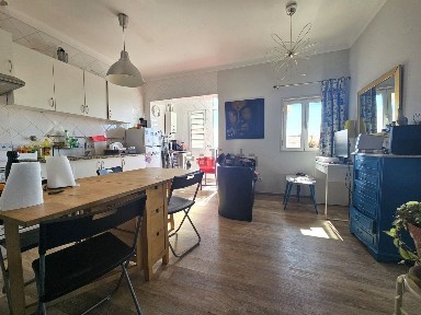 Apartamento T2 à venda na Rua Sebastião de Lima, 54