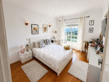 Apartamento T2 à venda em Turquel