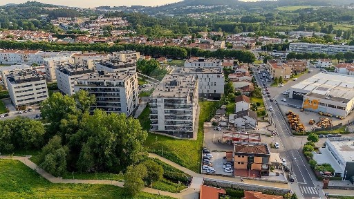 Apartamento T2 à venda na Rua Professor Doutor João Carvalho, 3