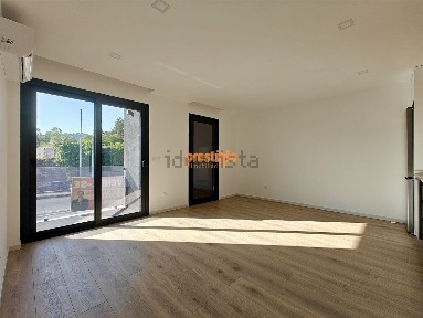 Apartamento T1 à venda na Avenida de São Bento, 62