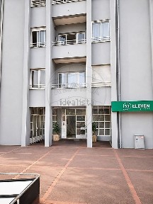 Apartamento T4 à venda em Parque Industrial dos Celeiros
