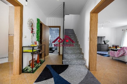 Moradia geminada à venda em Santo André de Vagos