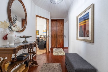 Apartamento T2 à venda na Praceta João Pereira, 107