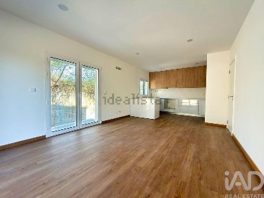 Apartamento T3 à venda em Monte Real e Carvide