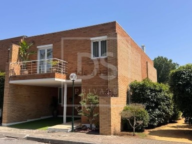 Apartamento T3 à venda em Gandra
